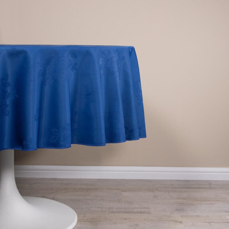 Circular Damask Rose Design Tablecloths Napkins